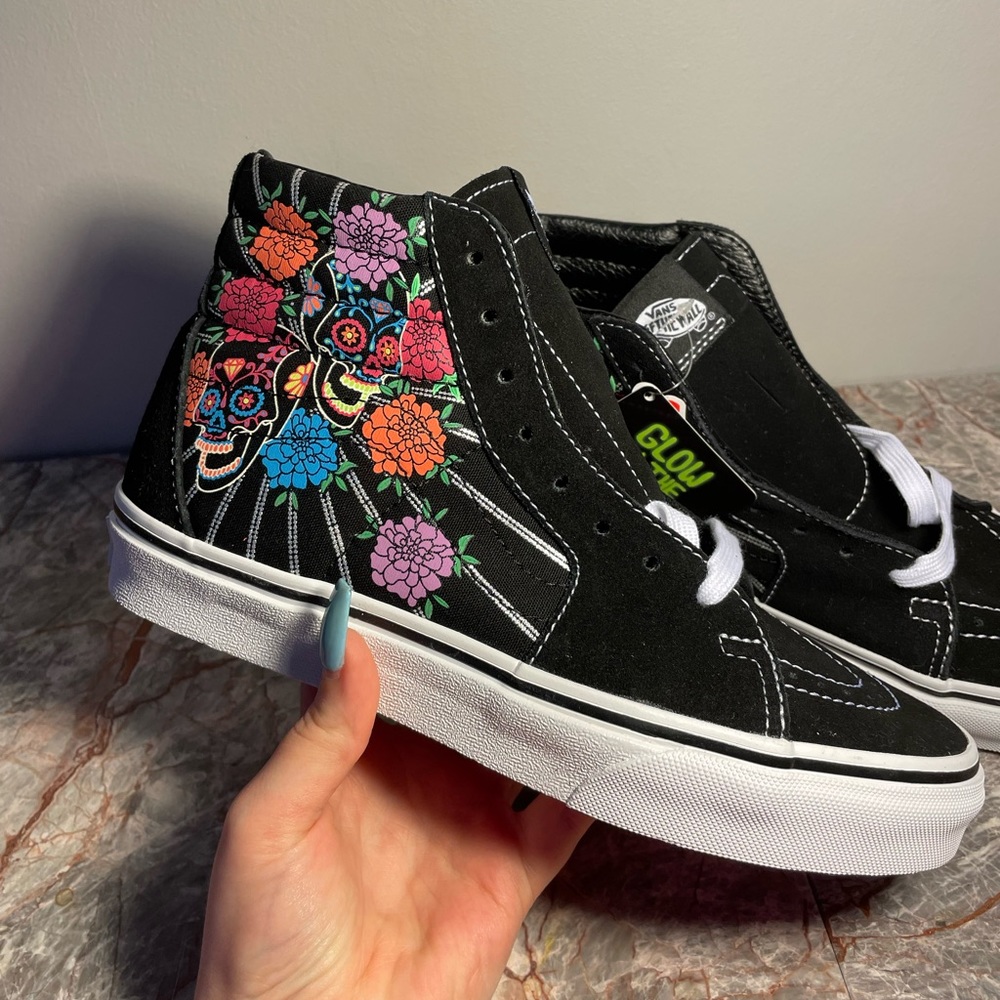 Vans Sk8-Hi Día de los Muertos Day of the Dead Glow in the Dark Shoes 5M/6.5W